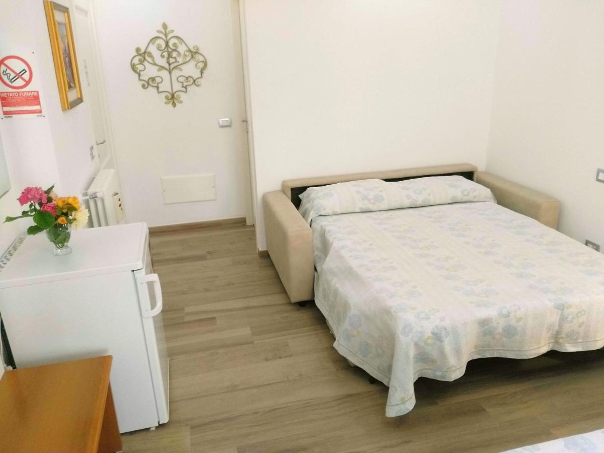 B&B Sweet Dreams Diano Marina Exterior foto